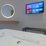 Kroi Otel 3*