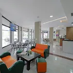 Otel Kroi 3*