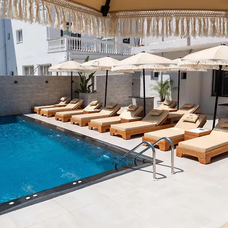 Kroi Hotel