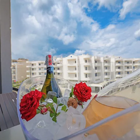 Hotel Kroi 3*